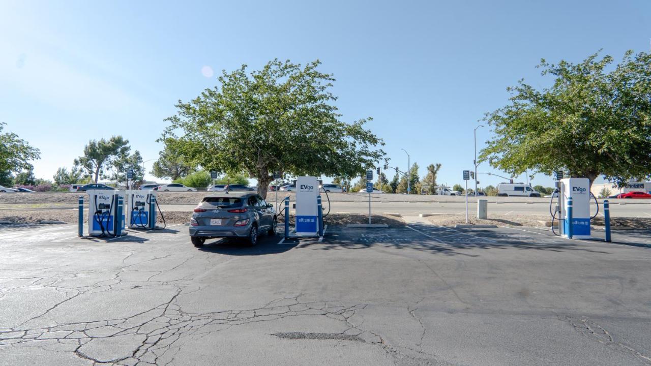 G T Hotels Inn & Suites Extended Stay Victorville Exterior photo